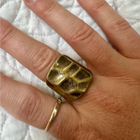 Chunky Gold Statement Ring - Picture 3 of 4